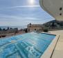 Appartement moderne avec piscine privée, grande terrasse et vue sur la mer en plein centre d'Opatija, à vendre - pic 25
