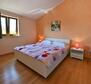 Vila v Sveti Lovreč, ideální k pronájmu, na prodej - pic 24