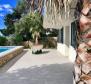 Une alternative parfaite à l'intimité sur l'île - magnifique villa en bord de mer sur la péninsule de Pag sur le continent - pic 14
