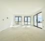 Top-quality 2-bedroom apartment with balcony in a new building, 700m from the sea, for sale - pic 4
