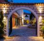Luxusní vila 300 m od moře v oblasti Dubrovníku na prodej - pic 28
