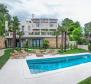 Super-luxury seafront villa on Ciovo near Trogir for sale - pic 3