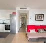Bel appartement avec terrasse et place de garage offrant une vue fantastique sur la mer, piscine, à Opatija, à vendre - pic 10