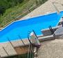 Bel appartement avec terrasse et place de garage offrant une vue fantastique sur la mer, piscine, à Opatija, à vendre - pic 3