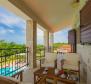 Impozáns vidéki villa medencével a Porec környékén, eladó - pic 41