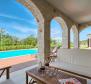 Impozáns vidéki villa medencével a Porec környékén, eladó - pic 46