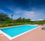 Impozáns vidéki villa medencével a Porec környékén, eladó - pic 49