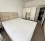 Moderne Wohnung in einem Komplex mit Gemeinschaftspool 60m vom Meer in Smokvica, zu verkaufen - foto 14