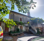 Maison en pierre en phase de rénovation avec vue sur la mer dans la région de Labin - excellente investissement, à vendre - pic 2