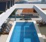 Современная вилла в стиле HI-TECH с бассейном всего в 60 метрах от моря в Дубровнике / Лапад! - фото 5