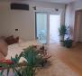 Nowy penthouse w Strożanacu, 500m od morza, z tarasem na dachu i ogrodem, na sprzedaż - pic 8