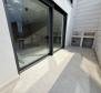 Appartement exclusif neuf à Crikvenica, avec piscine et garage à vendre - pic 2