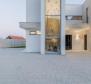 Außergewöhnliche moderne Villa mit Panoramameerblick in der Nähe von Split, zu verkaufen - foto 50