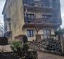 Maison individuelle avec 3 appartements avec vue sur la mer + grand jardin dans un emplacement idéal sur Opatija, à vendre - pic 4