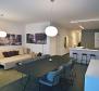 Appartement exclusif de 2 chambres, à 50 m de la mer à Lovran, à vendre - pic 15