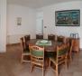 Maison d'appartements à 500 m de la mer à Supetar, à vendre - pic 17