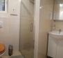 Maison d'appartements à 500 m de la mer à Supetar, à vendre - pic 27