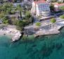 Hervorragendes Strandhotel in der Nähe von Rijeka am Strand 