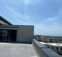 Penthouse mit Dachterrasse und atemberaubendem Meerblick in Poreč, zu verkaufen - foto 7