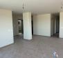 Penthouse mit Dachterrasse und atemberaubendem Meerblick in Poreč, zu verkaufen - foto 8
