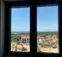 Penthouse mit Dachterrasse und atemberaubendem Meerblick in Poreč, zu verkaufen - foto 18