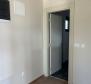 Penthouse mit Dachterrasse und atemberaubendem Meerblick in Poreč, zu verkaufen - foto 20