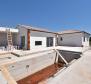 Nouvelle villa moderne de plain-pied dans un emplacement calme à Ližnjan, à vendre - pic 4
