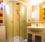 Appartement avec 2 chambres, vue sur la mer et piscine commune, à seulement 300 m de la côte ! à Medulin, à vendre - pic 19
