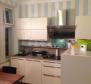 Appartement à Pećine, Rijeka, en première ligne de la mer, à vendre - pic 11