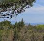 Grand terrain urbain avec vue panoramique sur la mer dans la région de Rabac, à vendre - pic 6