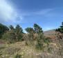 Grand terrain urbain avec vue panoramique sur la mer dans la région de Rabac, à vendre - pic 17