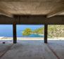 Egyedülálló 1. vonali villa a Brač szigeten, első sor a tengerhez, hatalmas, 32 000 m²-es területen eladó - pic 7