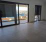 Wonderful new penthouse on Ciovo, 200m from the sea, for sale - pic 9