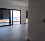 Wonderful new penthouse on Ciovo, 200m from the sea, for sale - pic 13