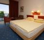 Jeden z nejlepších hotelů v oblasti Šibenik je nabízen k prodeji - velmi vzácná příležitost ke koupi prvotřídního přímořského hotelu! - pic 3
