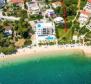 Fantastique terrain en front de mer à vendre sur la Riviera d'Omis près de la plage - destiné à la construction d'appart-hôtels ! 