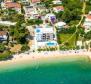 Fantastisches Strandgrundstück zum Verkauf an der Riviera von Omis in der Nähe von Strandlinie - gedacht für Apart-Hotel Bau! - foto 13