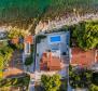 Villa en bord de mer avec piscine finie en pierre traditionnelle sur l'île de Brac - pic 15