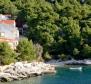 Buy a holiday home in Croatia by the sea in front of the lovely beach, with mooring possibility - pic 2