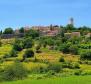 Huge land plot for sale in Livade area in Motovun valley meant for residential construction - pic 7