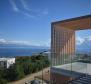 Vier Super-Luxus-Apartments auf Krk in Malinska, Rova-Gebiet, nur 50 Meter vom Meer entfernt 
