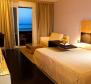 Plážový hotel na prodej v luxusním předměstí super populárního Splitu! - pic 7