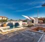 Krásná ultramoderní vila oceněná designem v oblasti Pula - pic 11