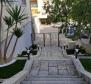 Nagyszerű ajánlat-szálloda eladó Split központjában, 500 méterre a tengertől - pic 5