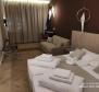 Grande offre-hôtel à vendre dans le centre de Split à 500 mètres de la mer - pic 14