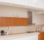 Immeuble de 6 appartements en première ligne de mer sur l'île de Brac - pic 34