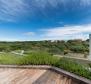 Уникальная роскошная современная вилла с видом на море в районе Умага с земельным участком 4956 кв.м. - фото 75