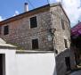 Stone house on Hvar in the centre of Jelsa - pic 3