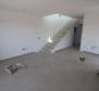 Dwupoziomowy penthouse z tarasem na dachu w Pag w Novalji - pic 16 Dwupoziomowy penthouse z tarasem na dachu w Pag w Novalji - pic 16