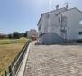 Apart-house with 6 apartments in Poreč, 4 km from the sea - pic 2